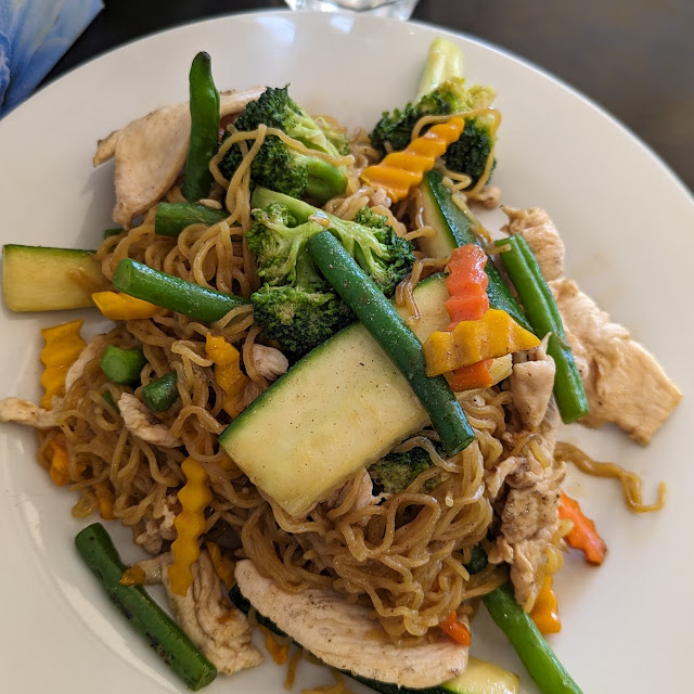 Pad Ba Mee