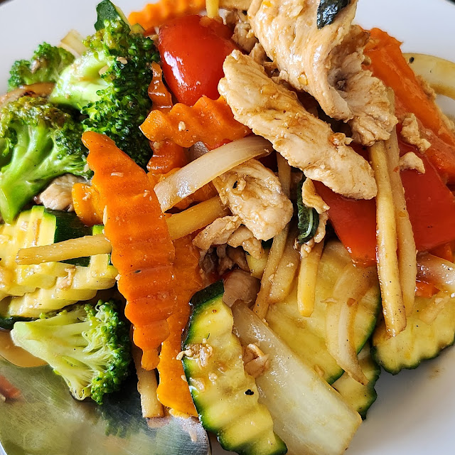 Chicken and Veggie Stir Fry