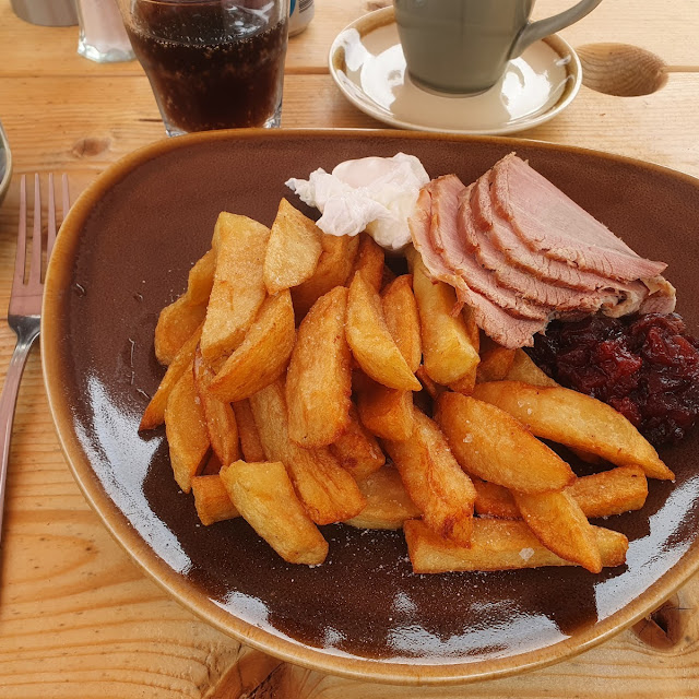 Ham Egg & Chips