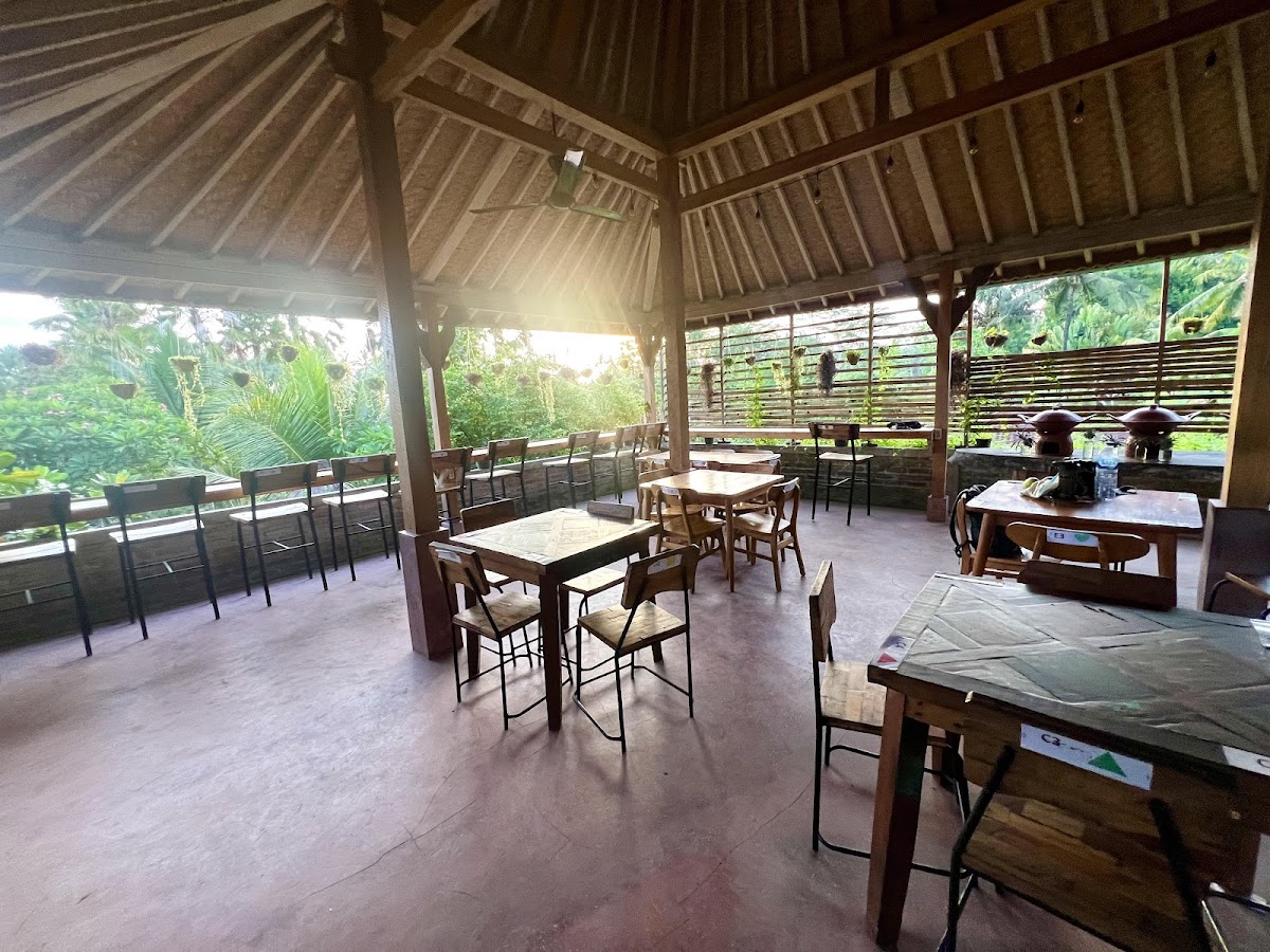 Piduh Charity Cafe