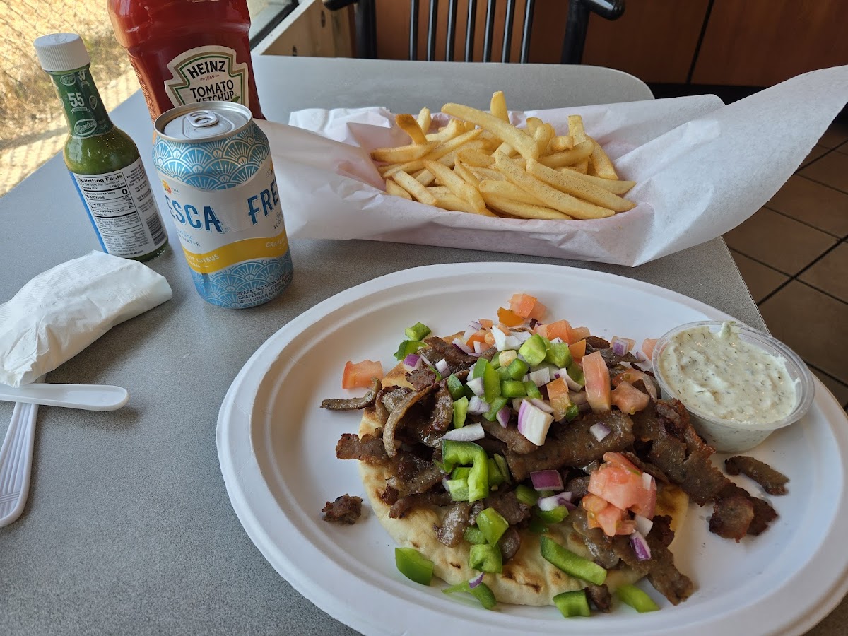 Nick Paradise Cafe