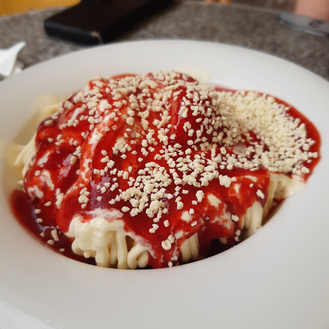 Spaghetti Bolognese Ice Cream