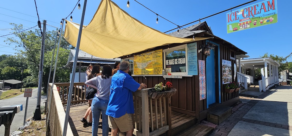 Freezy's Creamery
