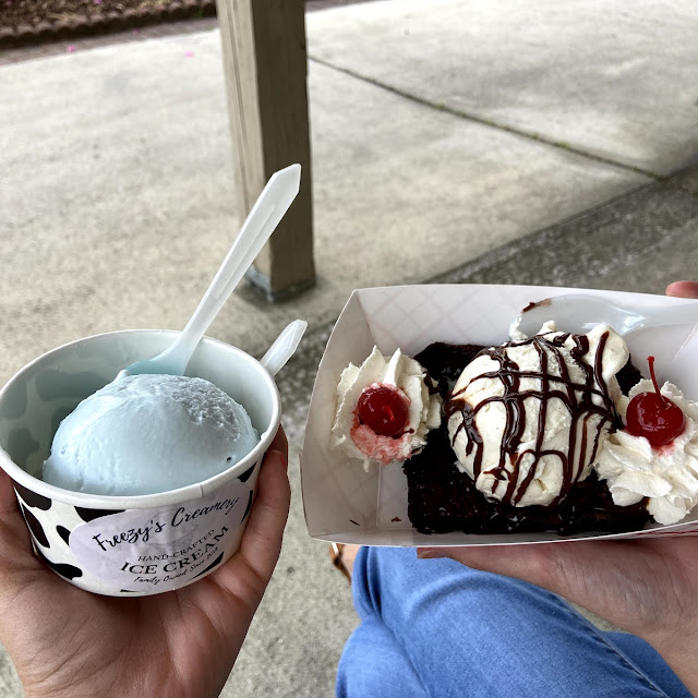 Brownie Sundae