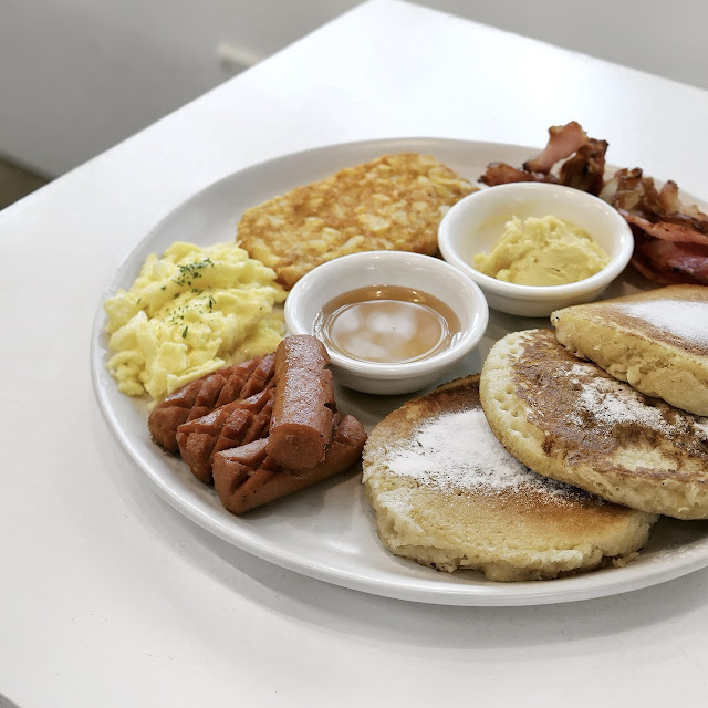American Breakfast