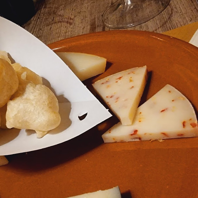 Coccoli Formaggio E Miele