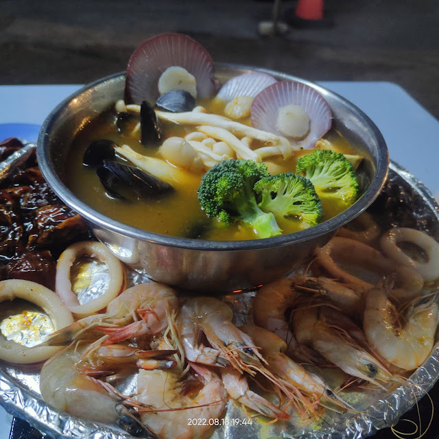 Steamboat and Grill