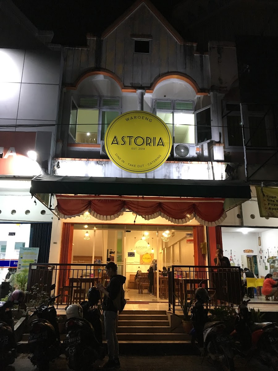 Waroeng Astoria Balikpapan Baru