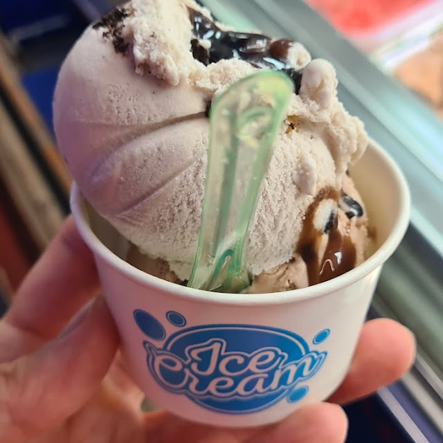 Oreo Cookie Ice Cream