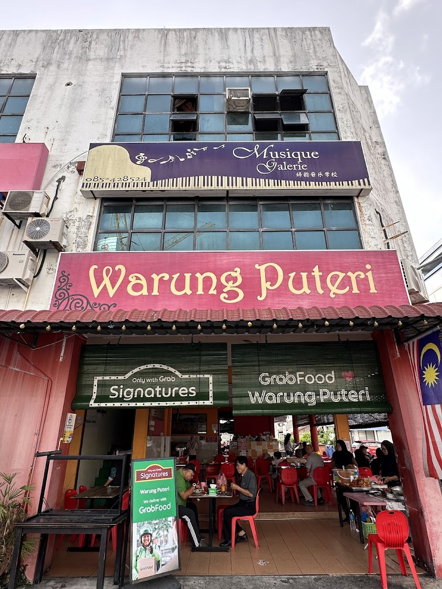 Warung Puteri Restaurant