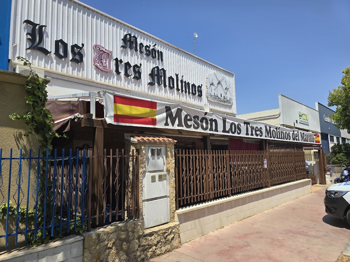 Meson Los Tres Molinos.