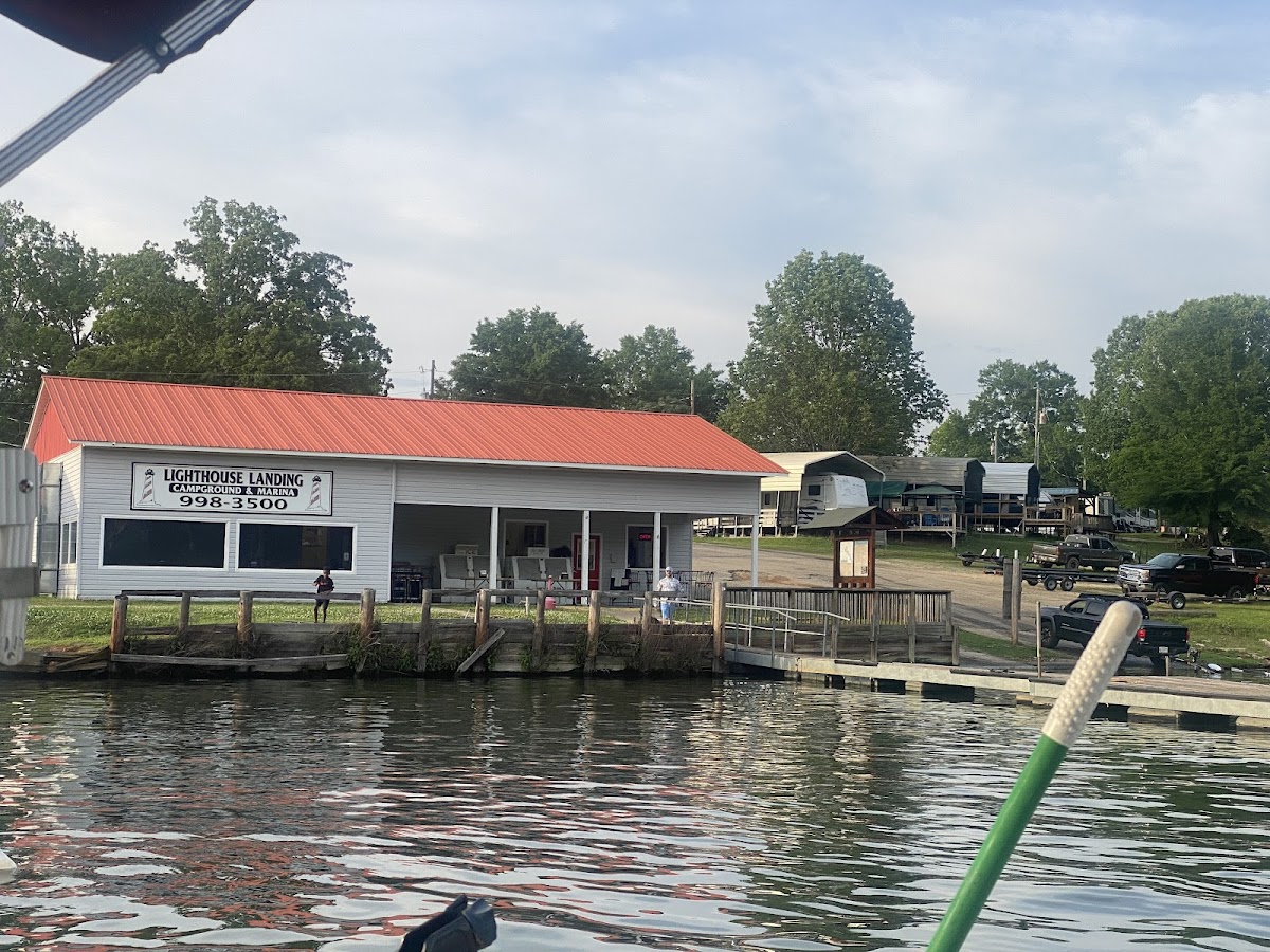 Lighthouse Pizza & Subs