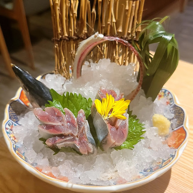 原條秋刀魚刺身