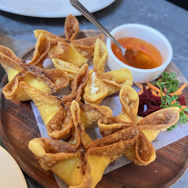 A-11 Wonton Crab Rangoon