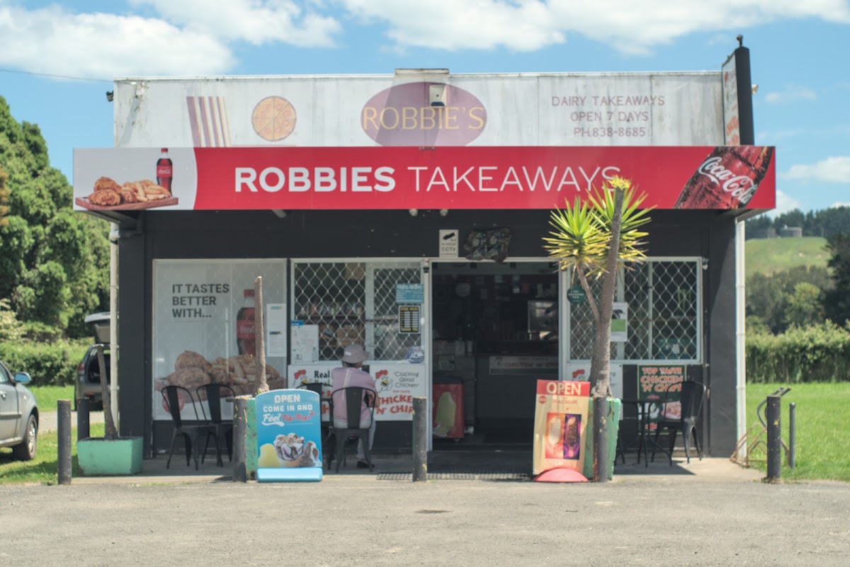 Robbie's Dairy & Takeaways