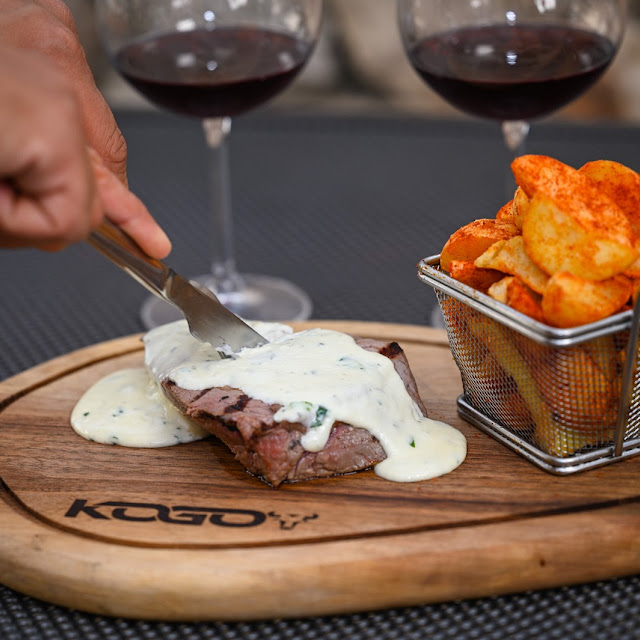 Steak with Gorgonzola Sauce