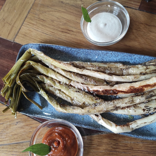 Calçots Cebolletas Asadas A la Brasa