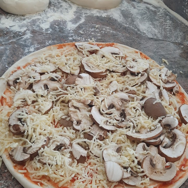 Pizza Funghi