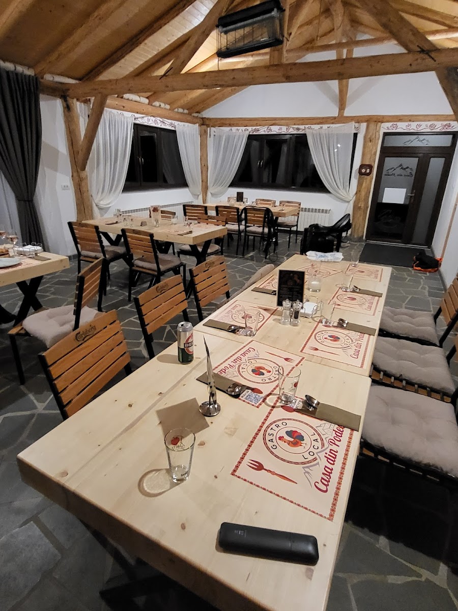 Gastro Local Casa Din Podee