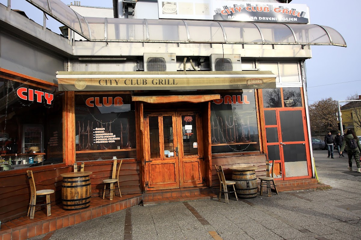 City Club Grill