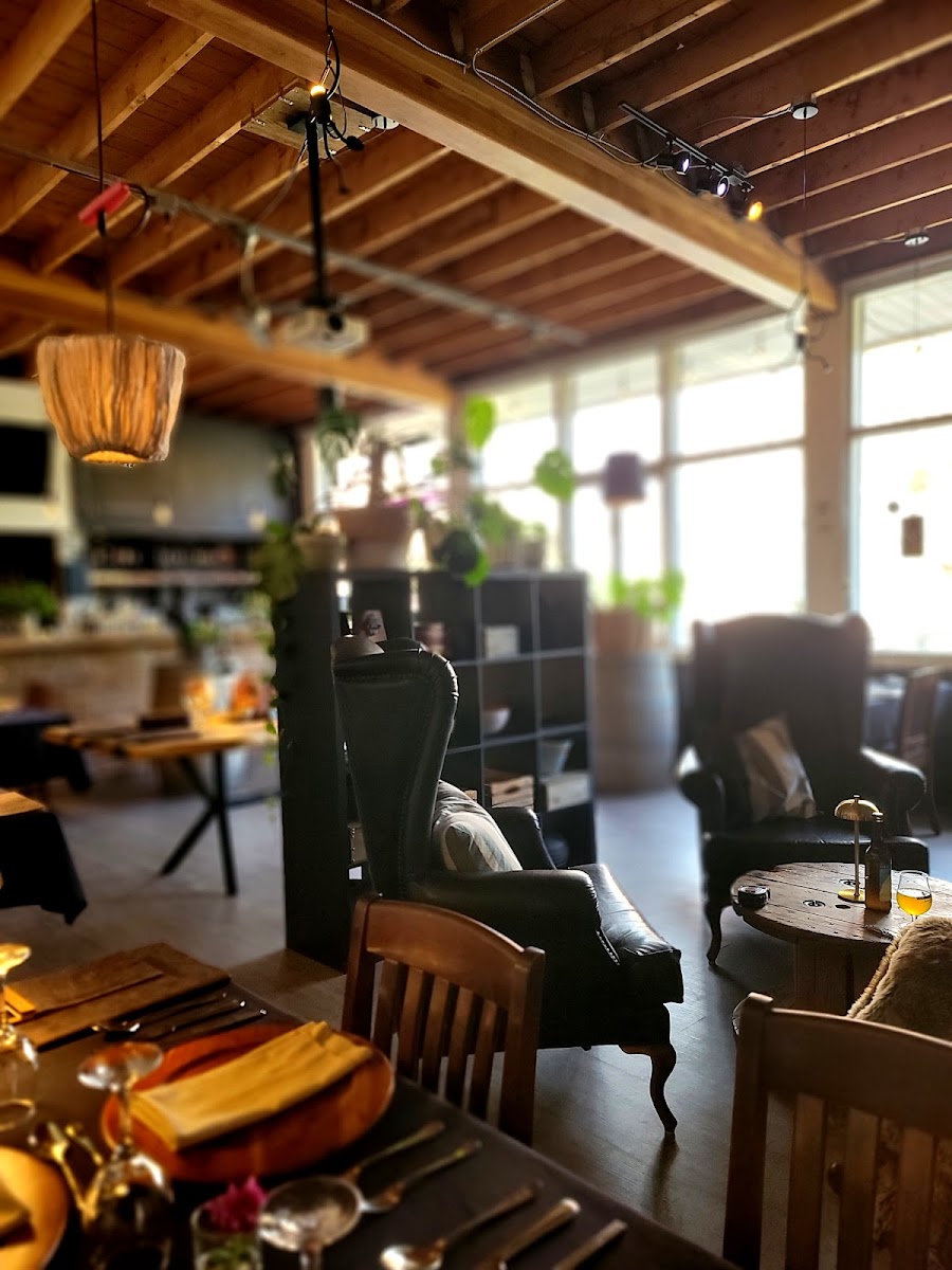 New Limburg Restaurant & Brewery