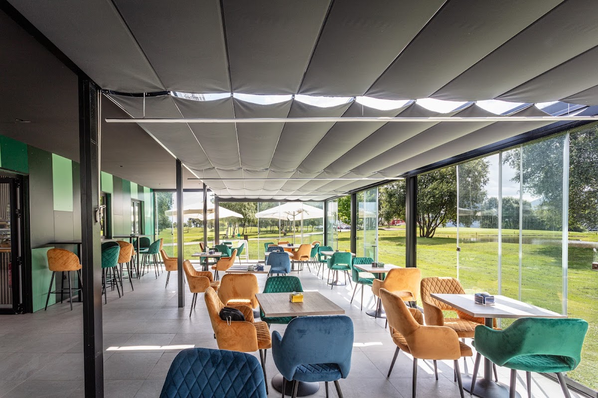 Restaurante Cafetería Bajo Par