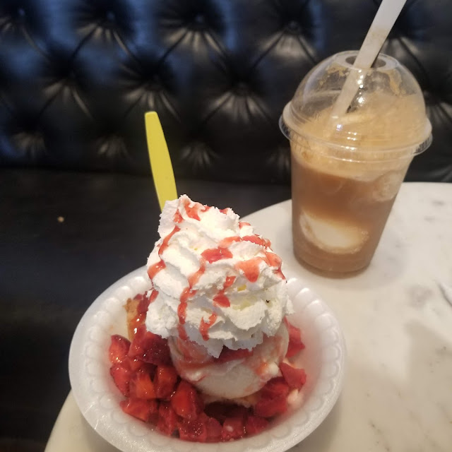 Strawberry Shortcake Sundae and Root Beer Float