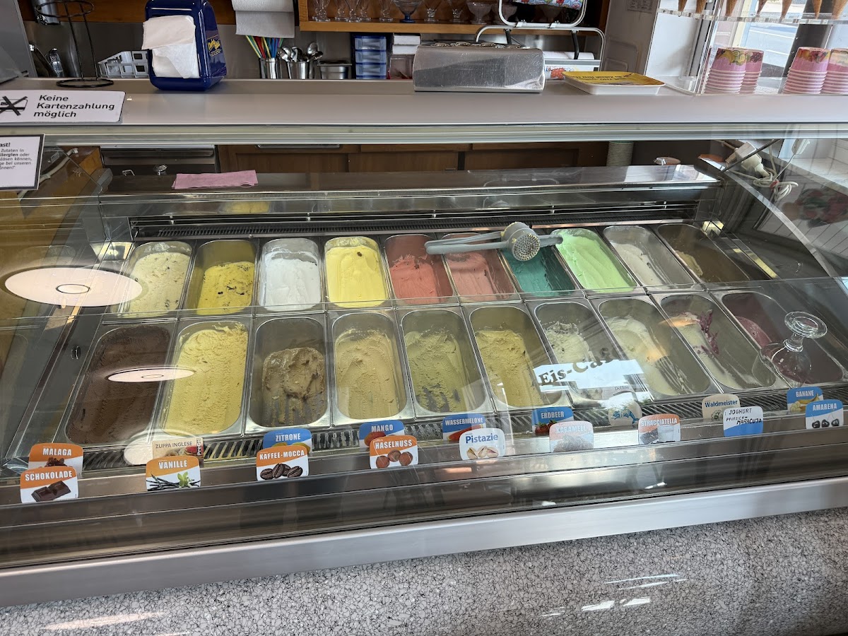 Eis Café Martini Hillegossen