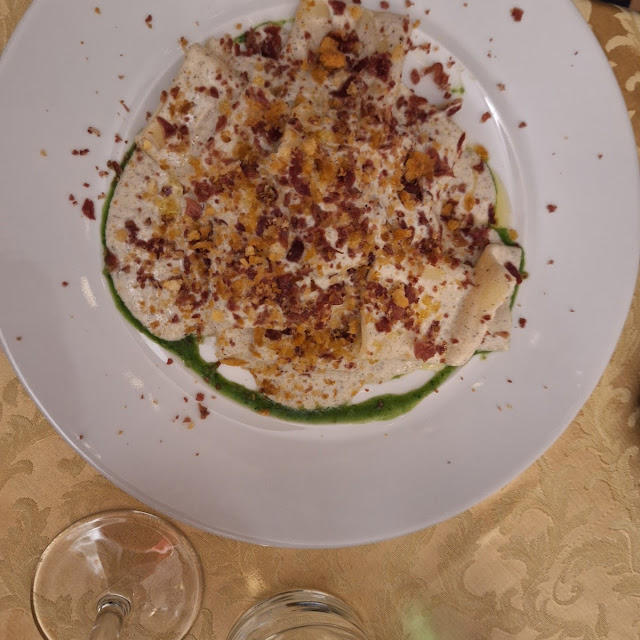 Pacchero Crema Di Caciocavallo Mantecato Al Tartufo E Guanciale Croccante