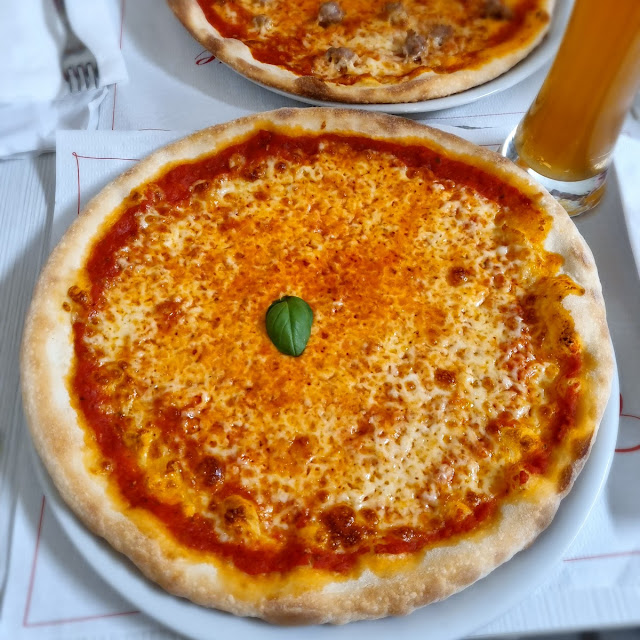 Pizza Margherita