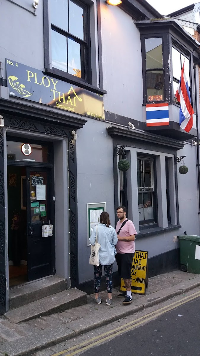 Ploy Thai Restaurant