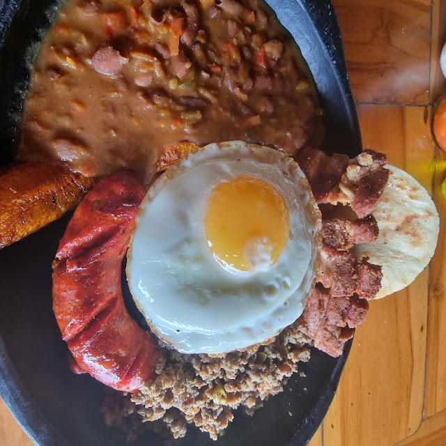 Bandeja Paisa