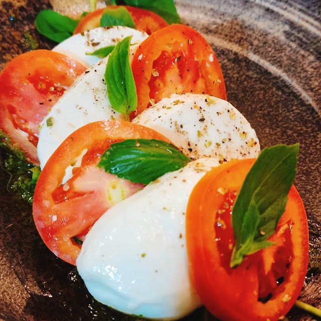 Caprese Pesto Sauce