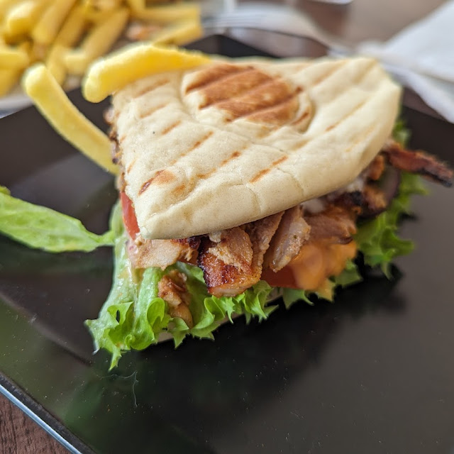 Club Gyros
