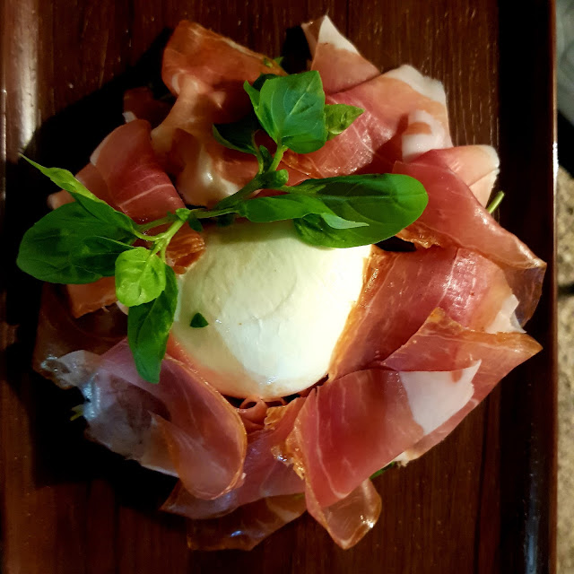 Bufala E Prosciutto
