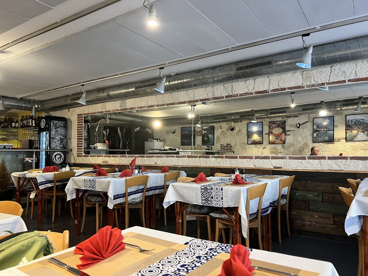 Restaurant RöstiQuin Indische & Schweizer Küche