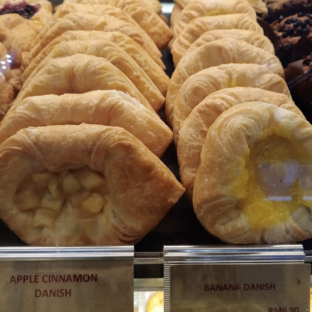 Apple Cinnamon Danish & Banana Danish