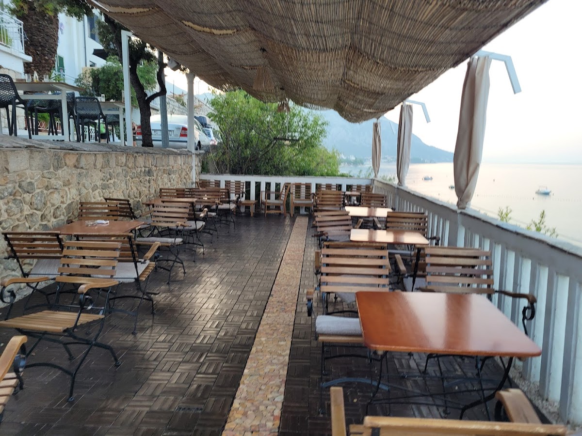 Caffe bar Sidra