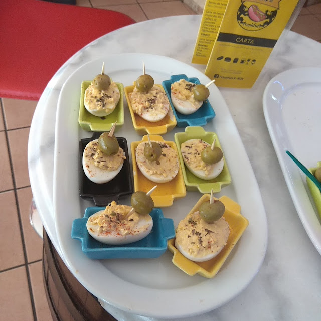 Huevos Rellenos