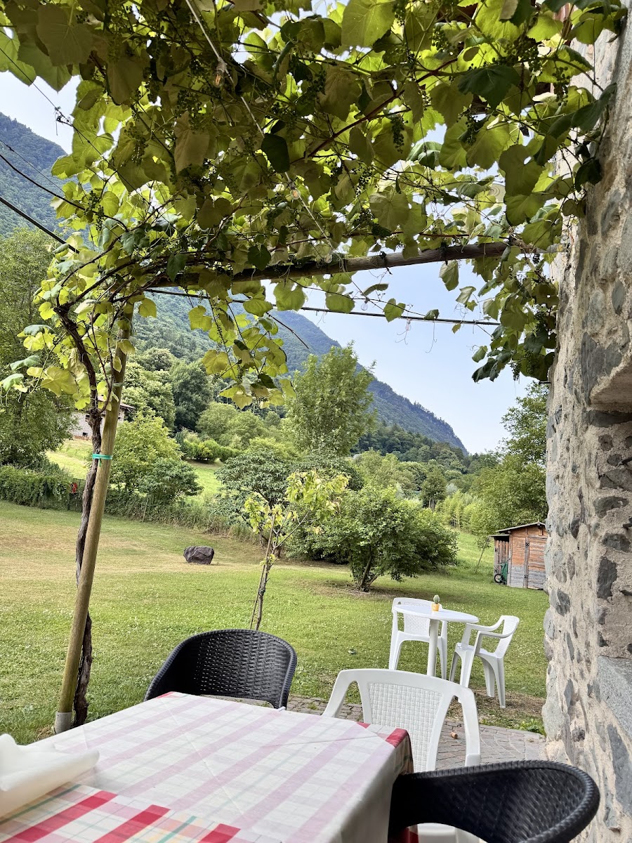 Osteria Fra Dolcino - Locanda Borgo Chiese