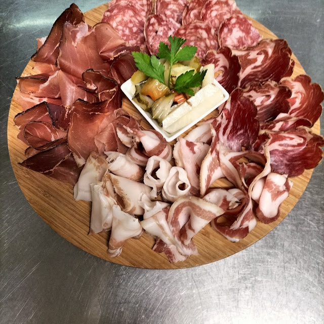 Tagliere Di Salumi Tipici Trentini