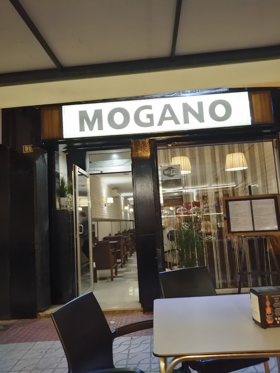 Cafetería Mogano