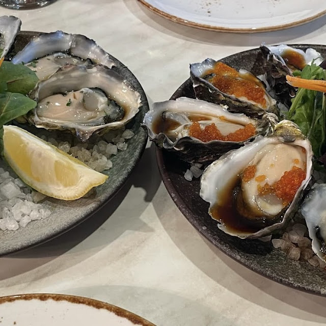 Fresh Oysters