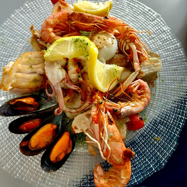 Graellada De Peix I Marisc