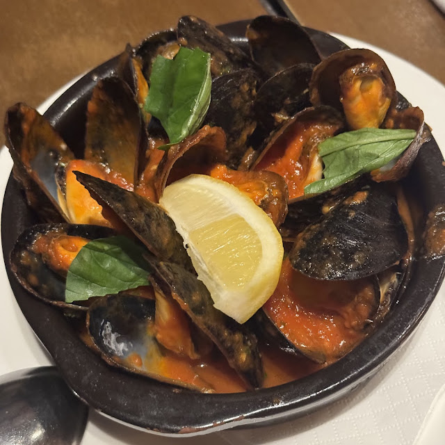 Mussels Marinara