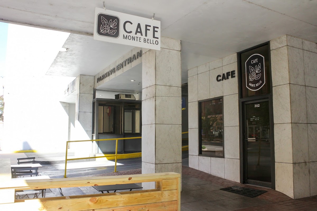 Cafe Monte Bello