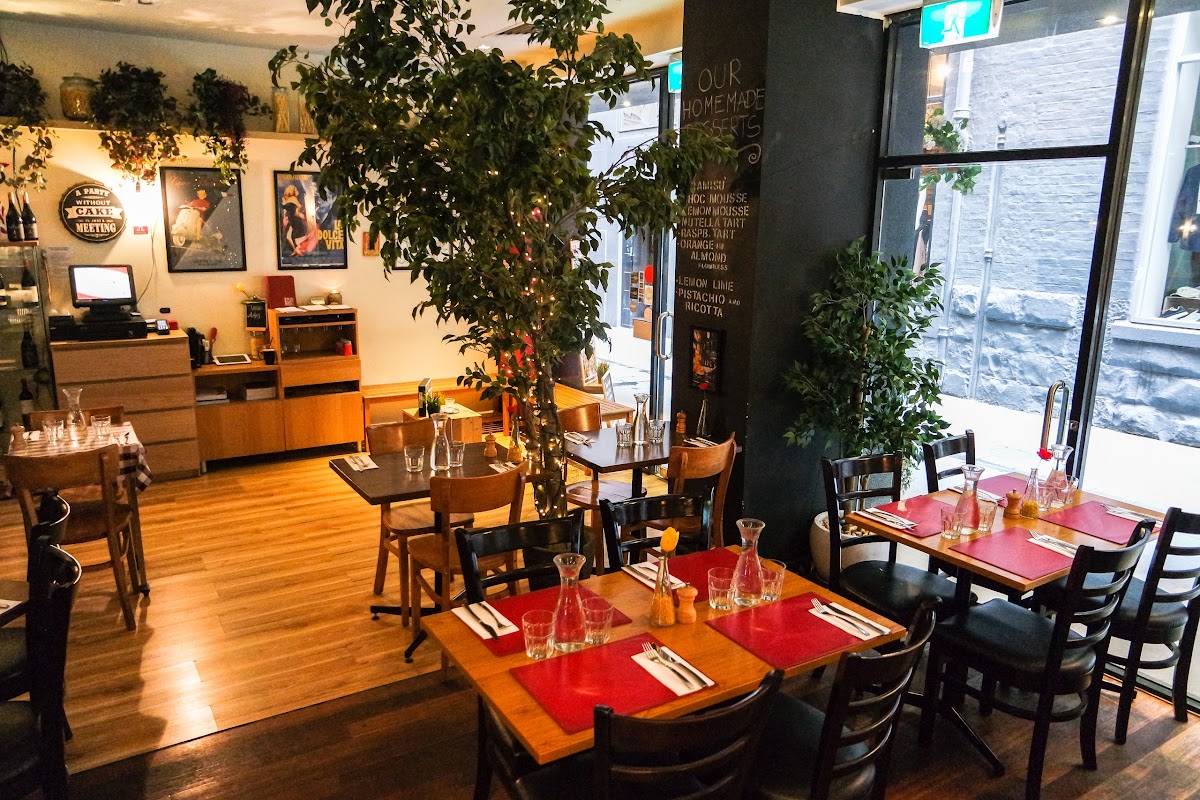 Maccaroni Trattoria Italiana