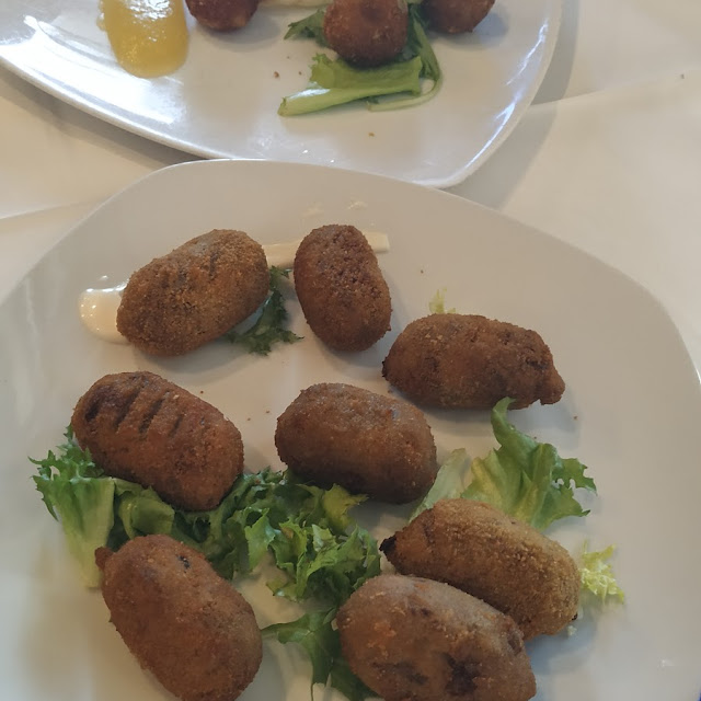 Croquetas de Boletus Y Croquetas de Queso Payoyo