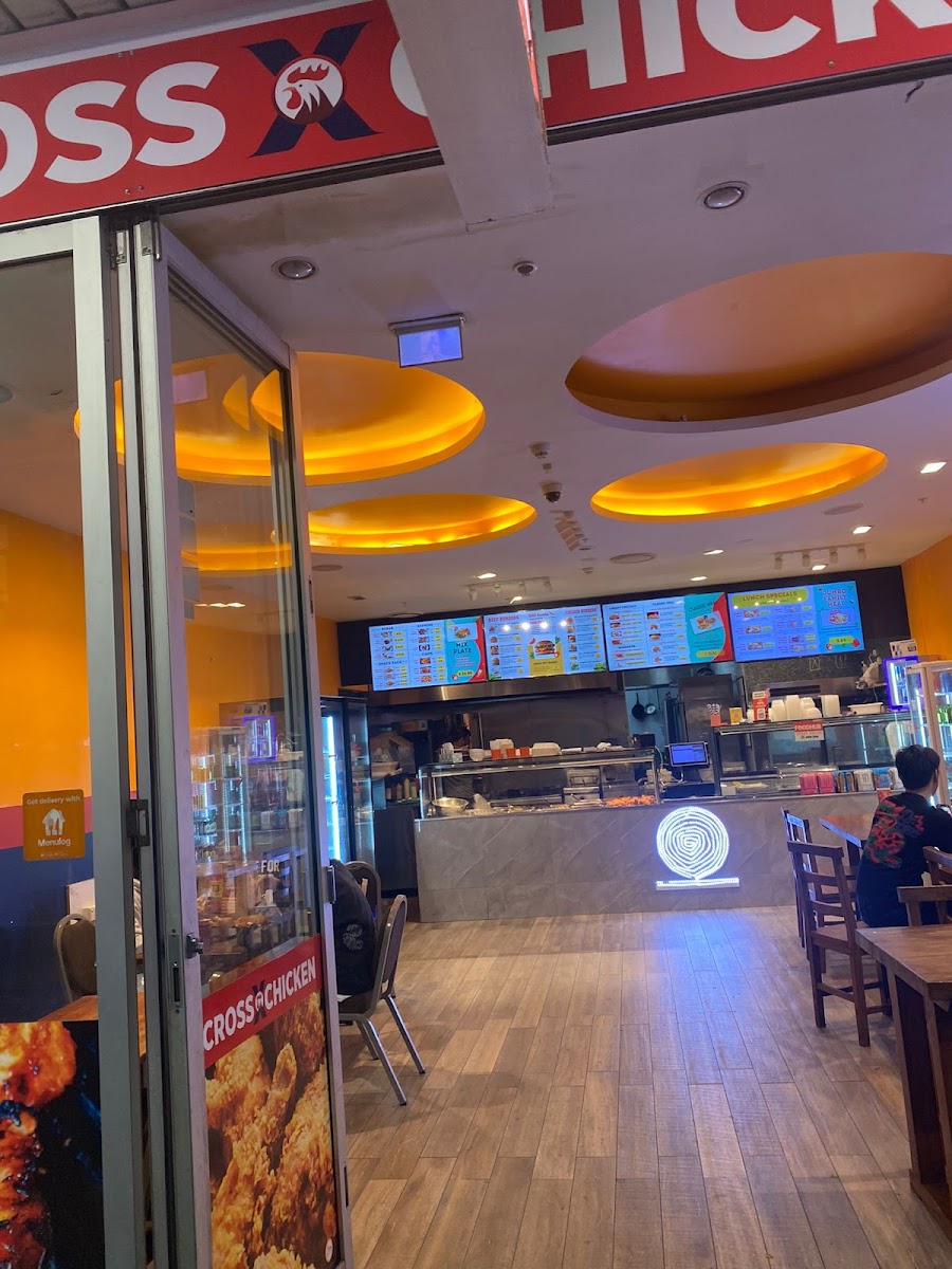 CROSS X CHICKEN (HALAL FOOD)