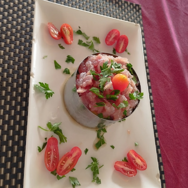 Tartar de Aguacate Y Atún